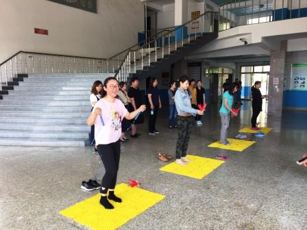 基础医学院分工会组织跳绳踢毽活动.JPG
